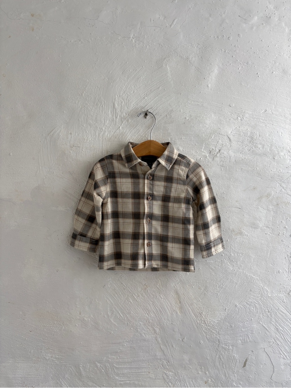 Perry Ellis baby boy 12 months plaid button down